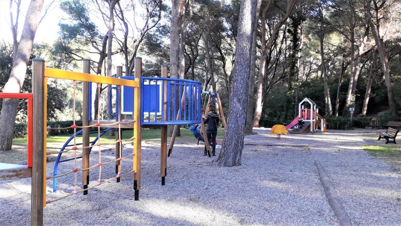 Domaine De La Coudouliere, Vue Mer, Plage, Piscine Et Parc Six-Fours-les-Plages Exteriör bild